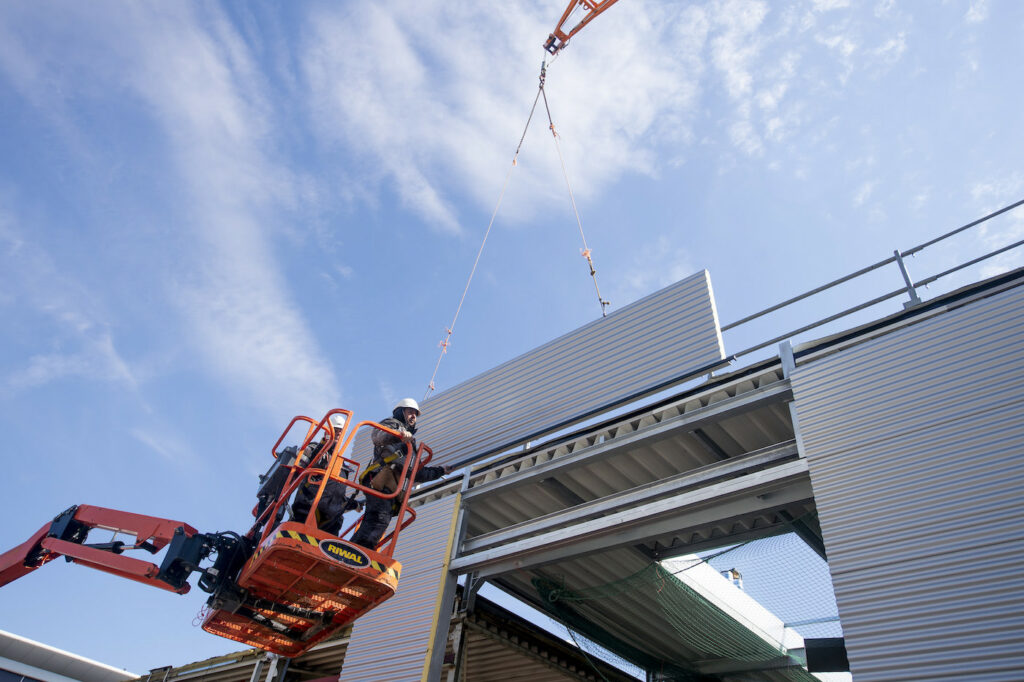 Facade plating Heisterkamp by Novicon